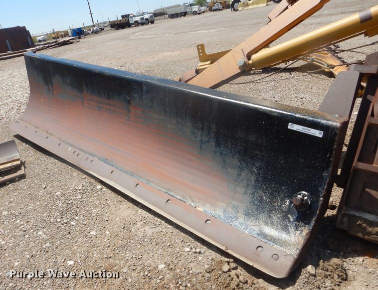 image for item JC9785 Caterpillar  motor grader wing blade