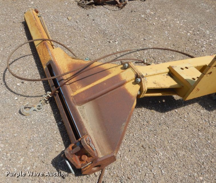 image for item JC9785 Caterpillar  motor grader wing blade