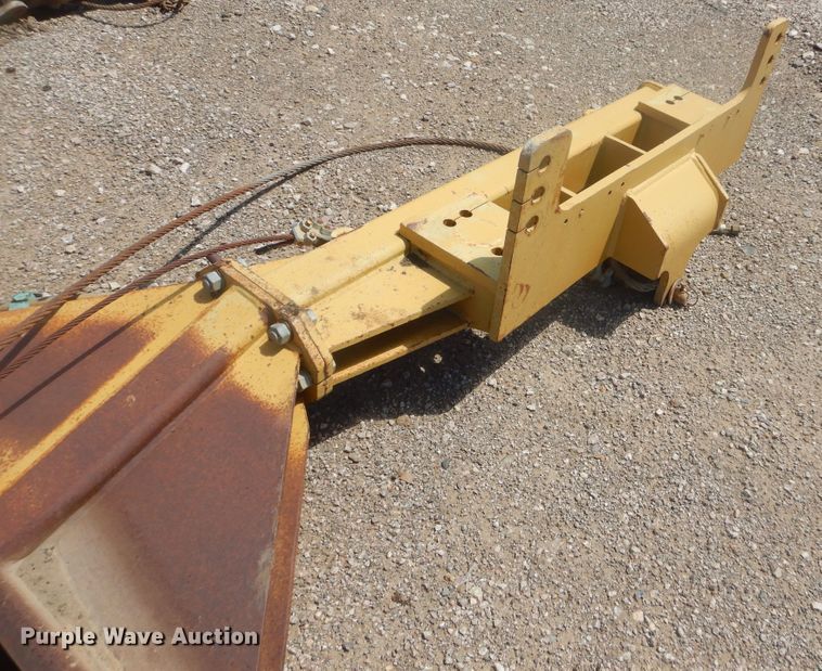 image for item JC9785 Caterpillar  motor grader wing blade