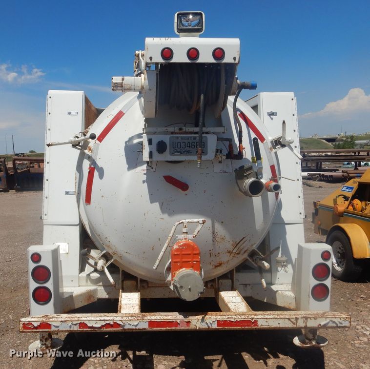 image for item JC9786 2000 Huber Air Shovel AT07-D-L-D073-H-LC44-HT  vacuum excavator