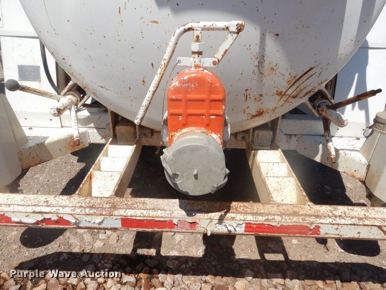 image for item JC9786 2000 Huber Air Shovel AT07-D-L-D073-H-LC44-HT  vacuum excavator