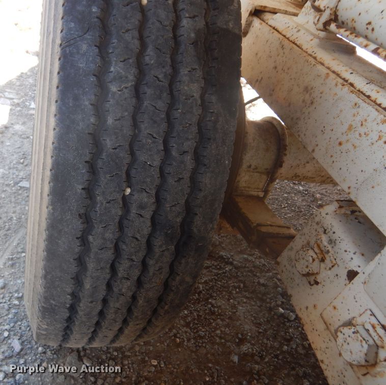 image for item JC9786 2000 Huber Air Shovel AT07-D-L-D073-H-LC44-HT  vacuum excavator