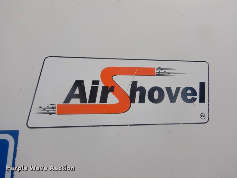 image for item JC9786 2000 Huber Air Shovel AT07-D-L-D073-H-LC44-HT  vacuum excavator