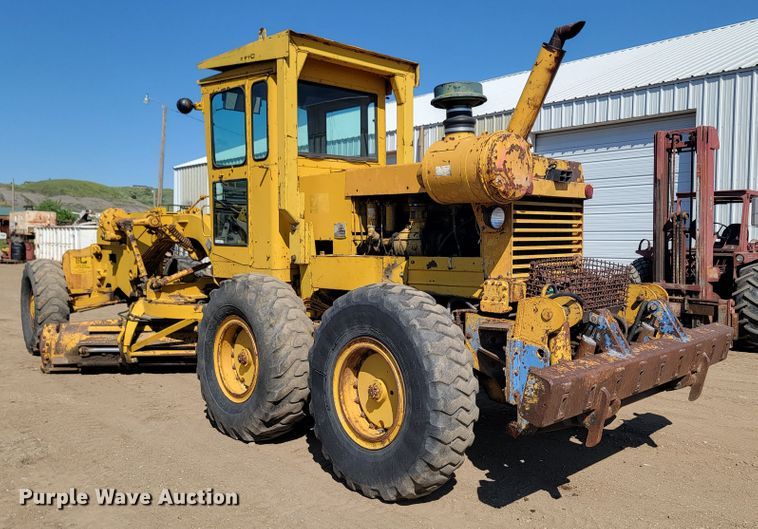 image for item JC9789 1971 Wabco 777  rigid frame motor grader