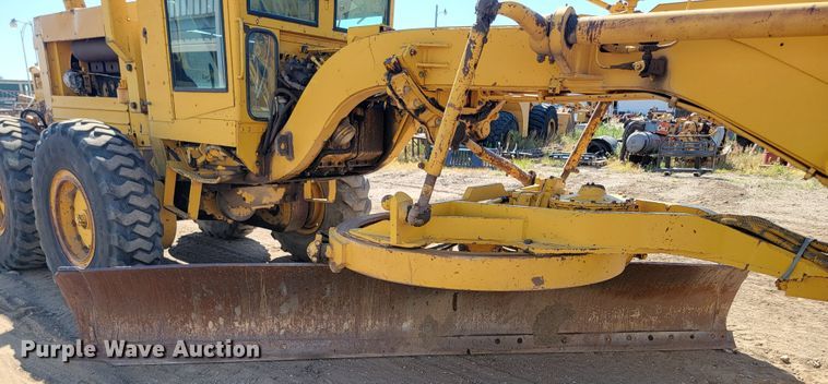 image for item JC9789 1971 Wabco 777  rigid frame motor grader