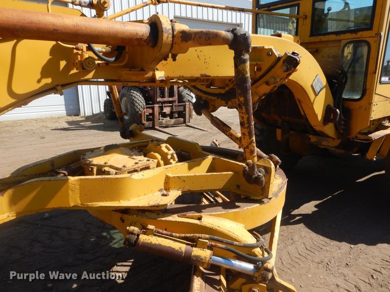 image for item JC9789 1971 Wabco 777  rigid frame motor grader