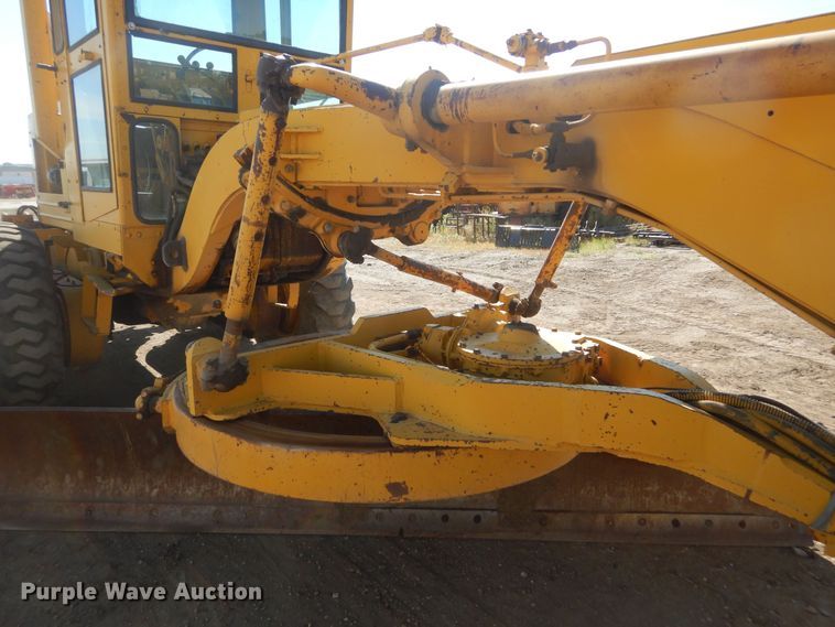 image for item JC9789 1971 Wabco 777  rigid frame motor grader