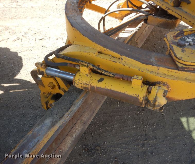 image for item JC9789 1971 Wabco 777  rigid frame motor grader