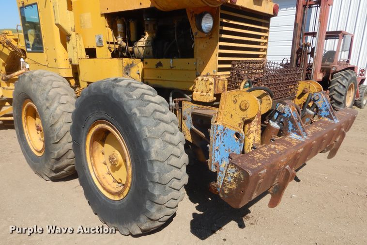 image for item JC9789 1971 Wabco 777  rigid frame motor grader