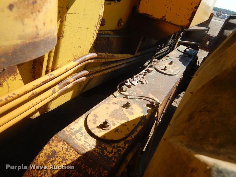 image for item JC9789 1971 Wabco 777  rigid frame motor grader