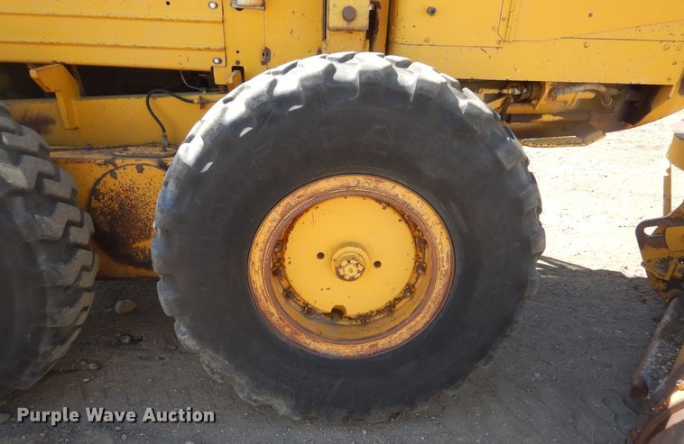 image for item JC9789 1971 Wabco 777  rigid frame motor grader