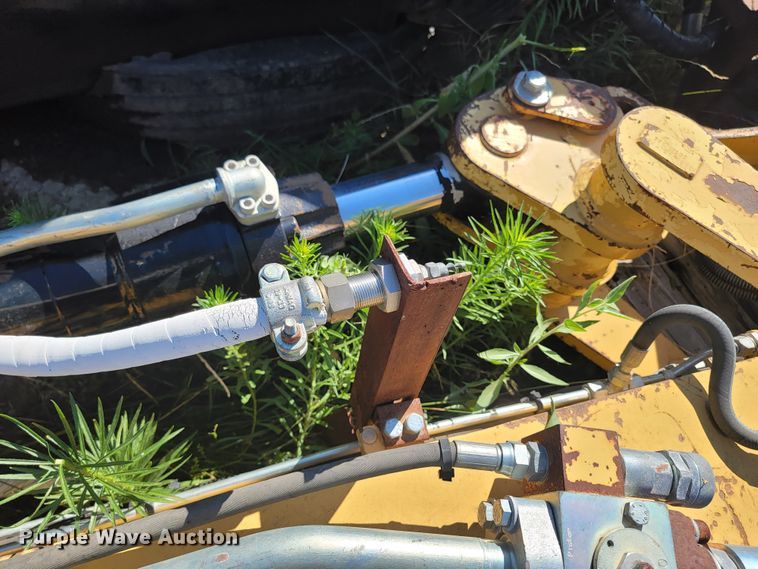 image for item JC9791 Caterpillar  excavator stick