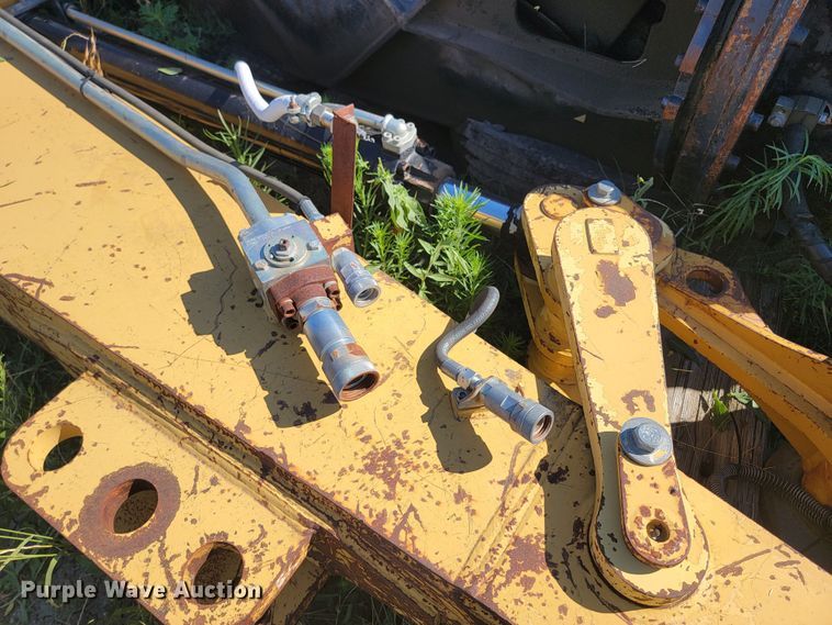 image for item JC9791 Caterpillar  excavator stick