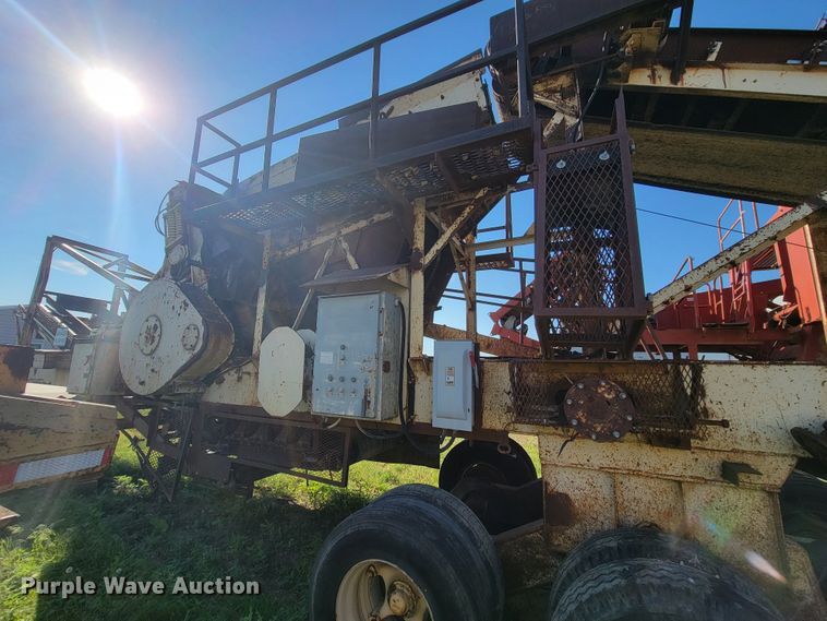 image for item JC9794 Pioneer 4030  crusher