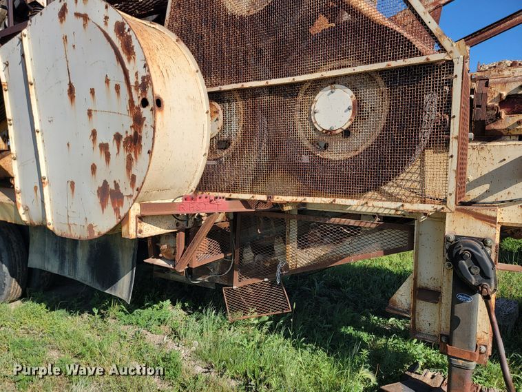 image for item JC9794 Pioneer 4030  crusher