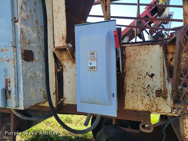 image for item JC9794 Pioneer 4030  crusher