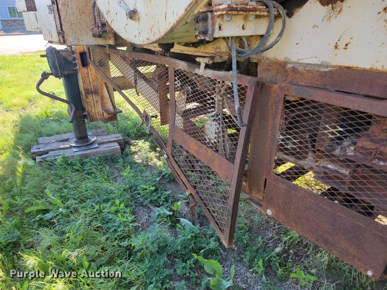 image for item JC9794 Pioneer 4030  crusher