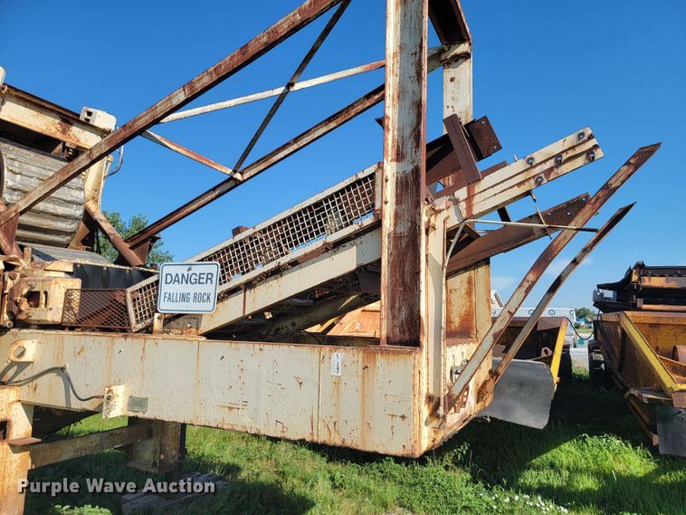 image for item JC9794 Pioneer 4030  crusher