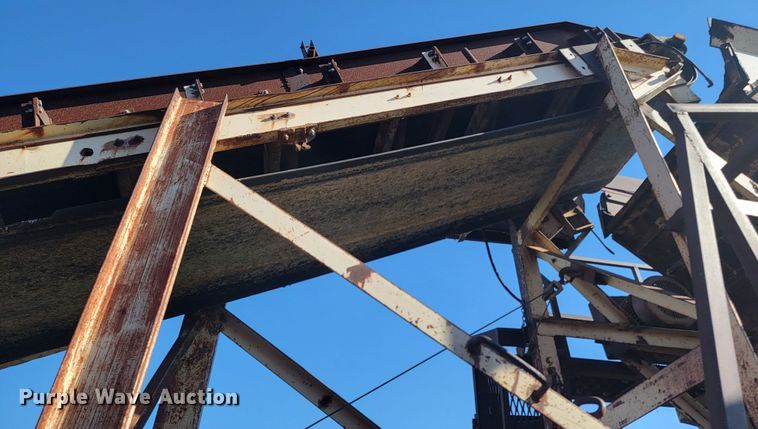 image for item JC9794 Pioneer 4030  crusher