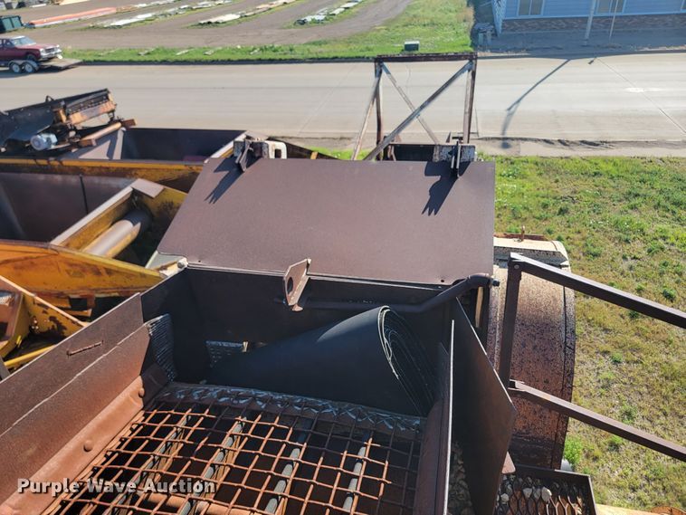 image for item JC9794 Pioneer 4030  crusher