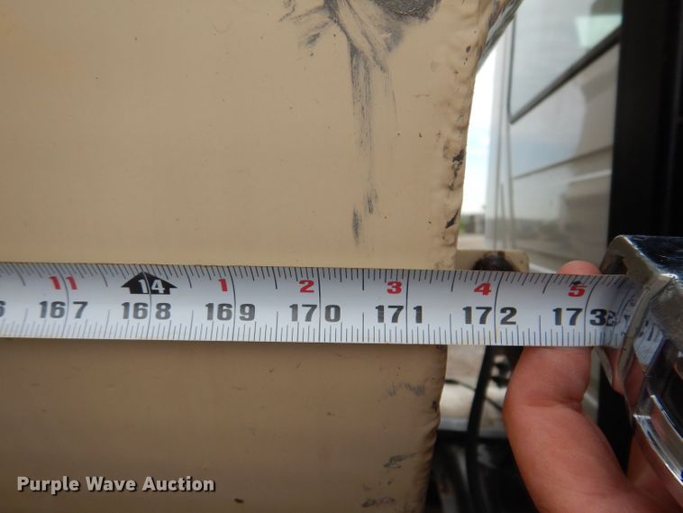 image for item JH9669 1993 Mack CH613  hydroseeder truck