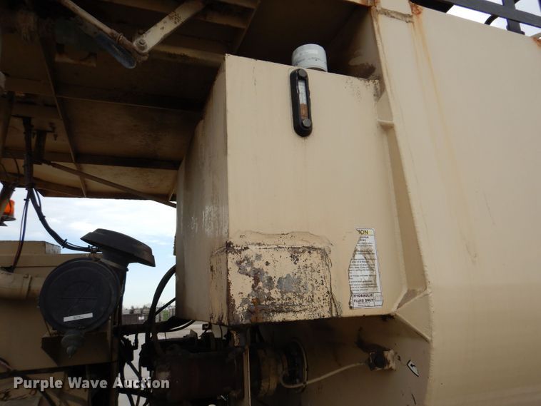 image for item JH9669 1993 Mack CH613  hydroseeder truck