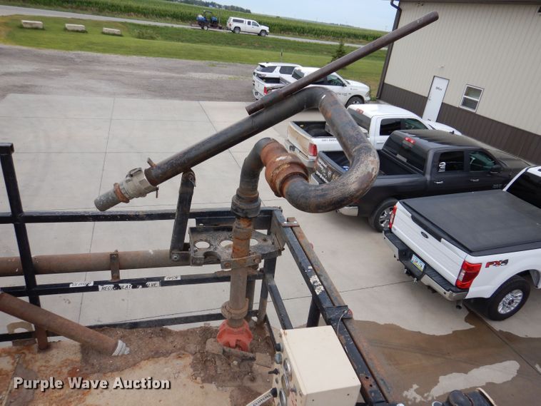 image for item JH9669 1993 Mack CH613  hydroseeder truck