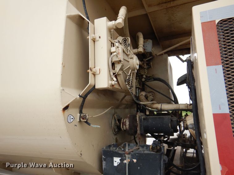 image for item JH9669 1993 Mack CH613  hydroseeder truck