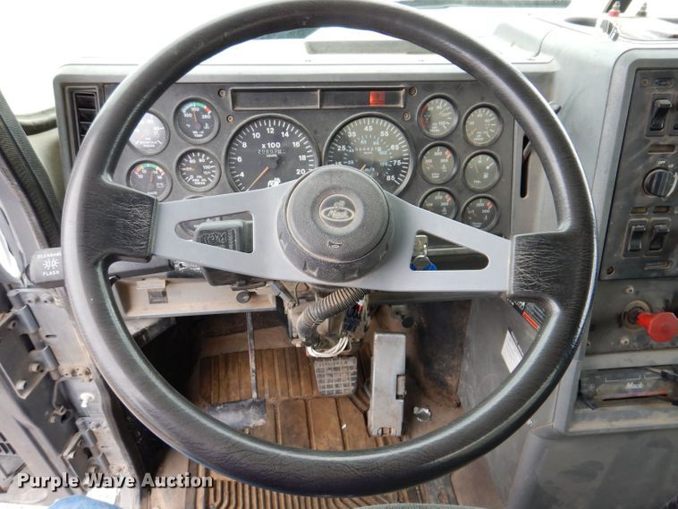 image for item JH9669 1993 Mack CH613  hydroseeder truck