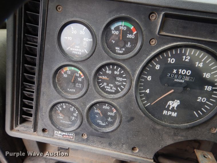 image for item JH9669 1993 Mack CH613  hydroseeder truck