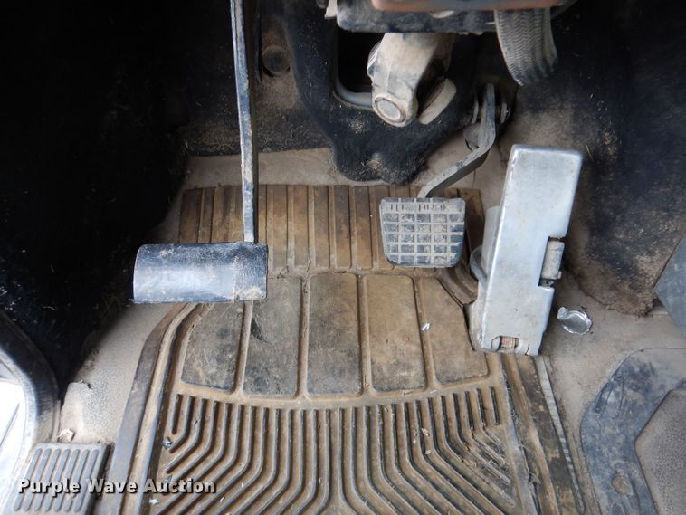 image for item JH9669 1993 Mack CH613  hydroseeder truck