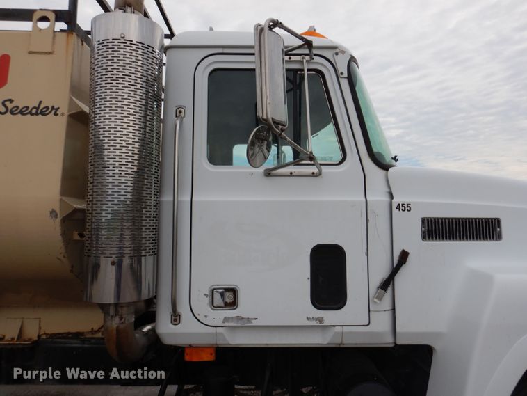 image for item JH9669 1993 Mack CH613  hydroseeder truck