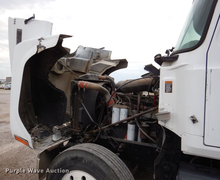 image for item JH9669 1993 Mack CH613  hydroseeder truck