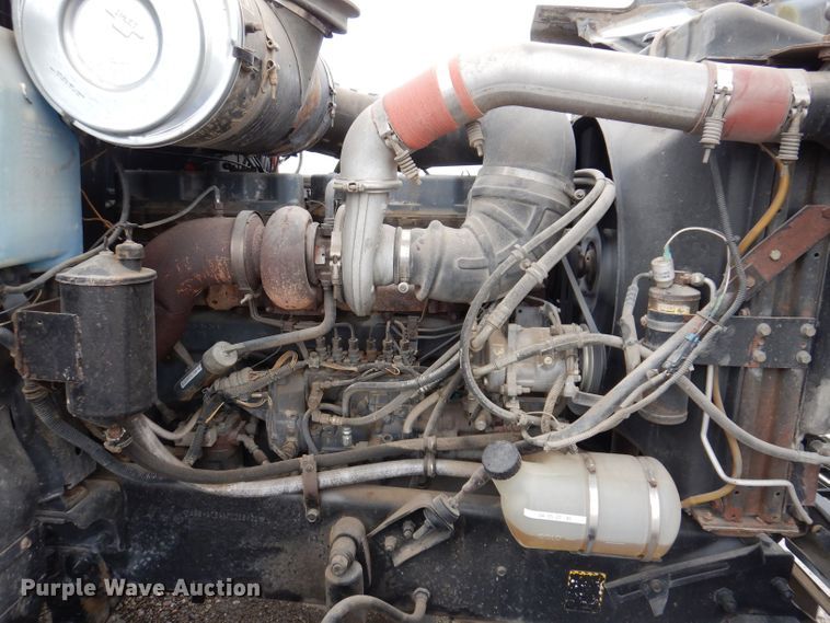 image for item JH9669 1993 Mack CH613  hydroseeder truck