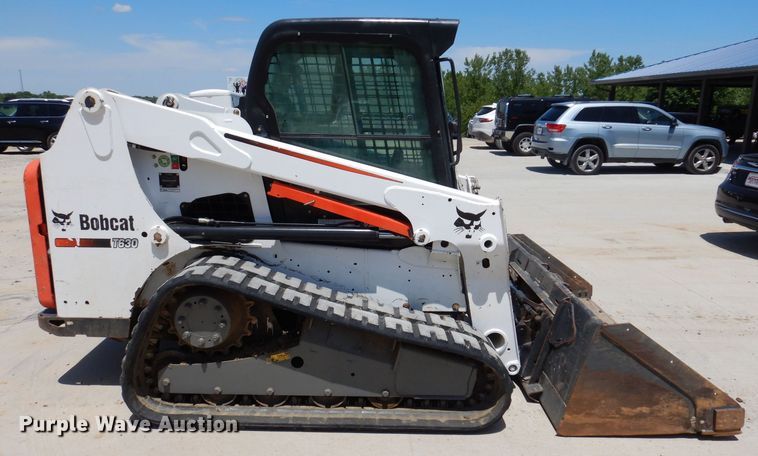 image for item JH9718 2015 Bobcat T630  tracked skid steer loader