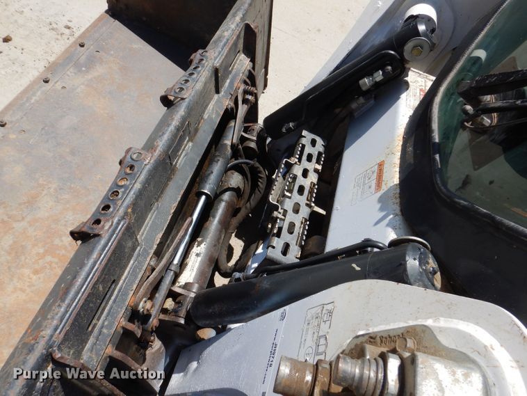image for item JH9718 2015 Bobcat T630  tracked skid steer loader