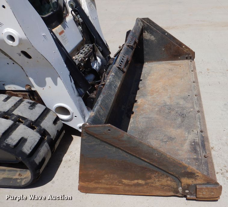 image for item JH9718 2015 Bobcat T630  tracked skid steer loader
