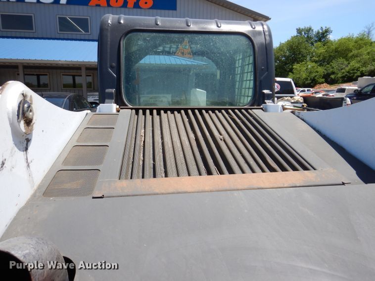 image for item JH9718 2015 Bobcat T630  tracked skid steer loader