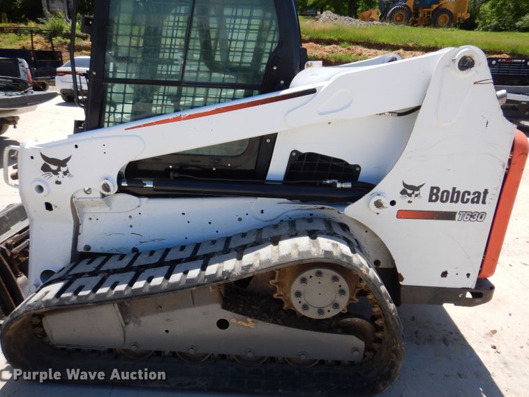image for item JH9718 2015 Bobcat T630  tracked skid steer loader