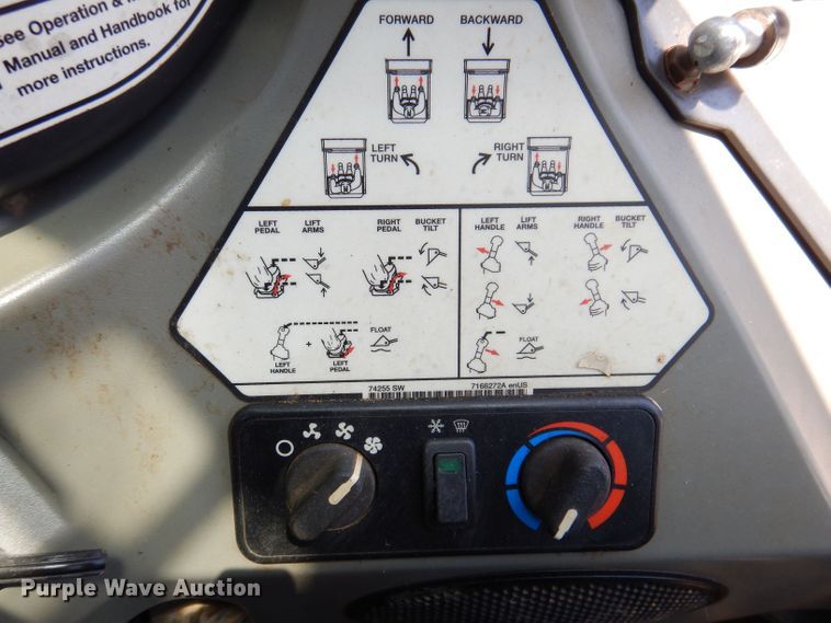 image for item JH9718 2015 Bobcat T630  tracked skid steer loader