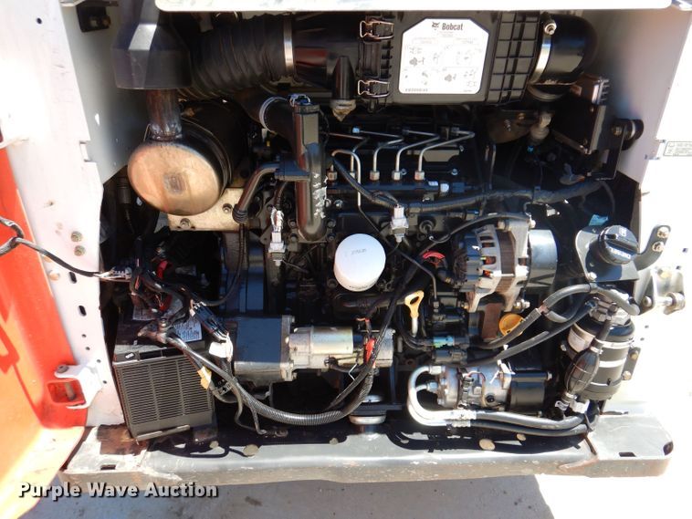 image for item JH9718 2015 Bobcat T630  tracked skid steer loader