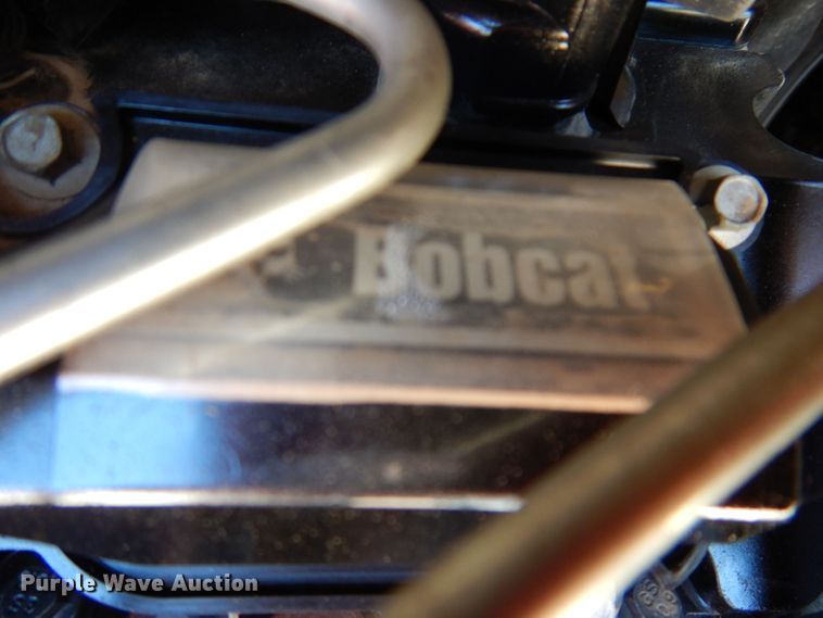 image for item JH9718 2015 Bobcat T630  tracked skid steer loader