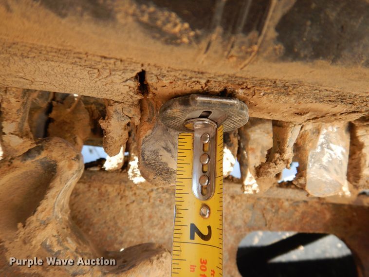 image for item JH9718 2015 Bobcat T630  tracked skid steer loader