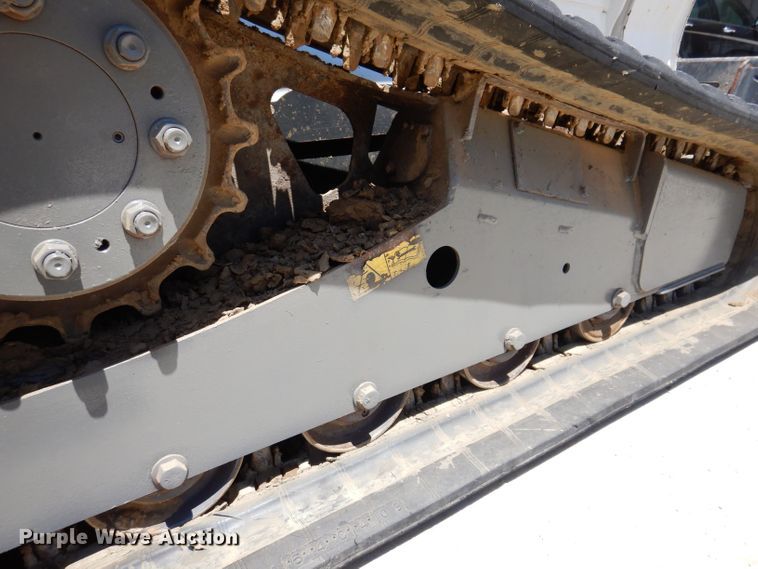 image for item JH9718 2015 Bobcat T630  tracked skid steer loader