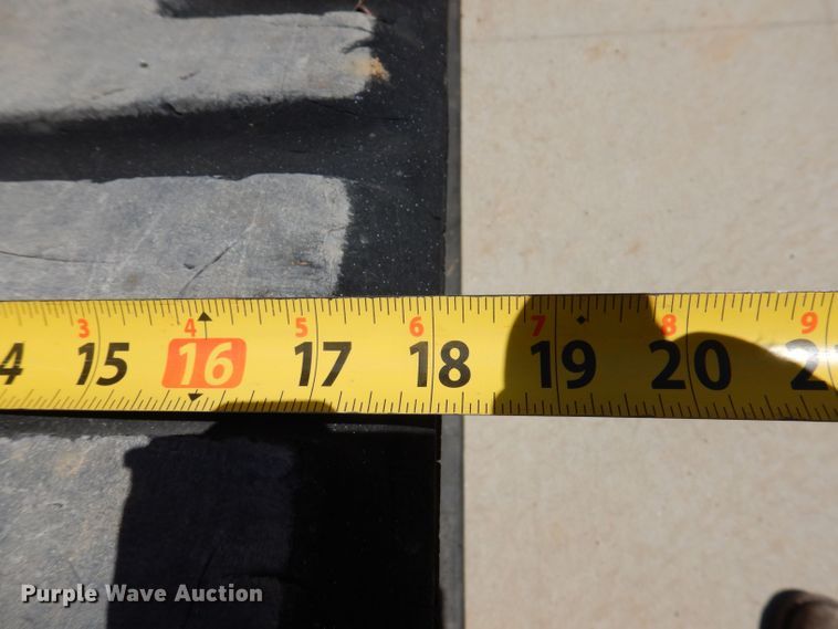 image for item JH9718 2015 Bobcat T630  tracked skid steer loader