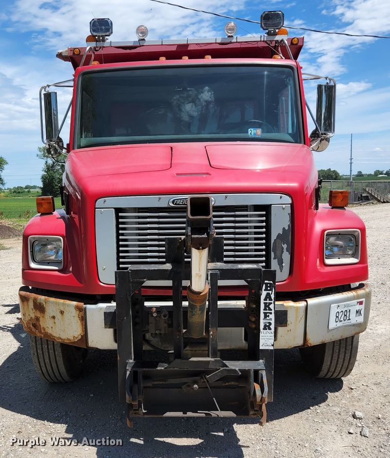 image for item JL9987 2002 Freightliner FL70  dump truck