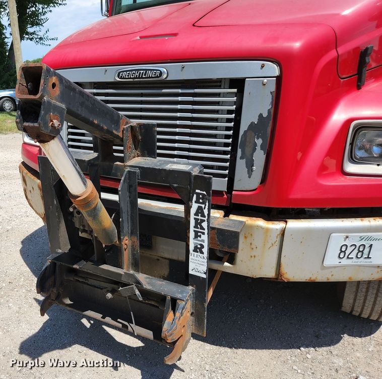 image for item JL9987 2002 Freightliner FL70  dump truck