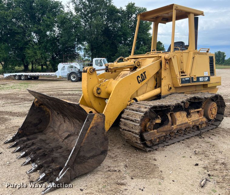 image for item JM9207 1981 Caterpillar 953 LGP  track loader