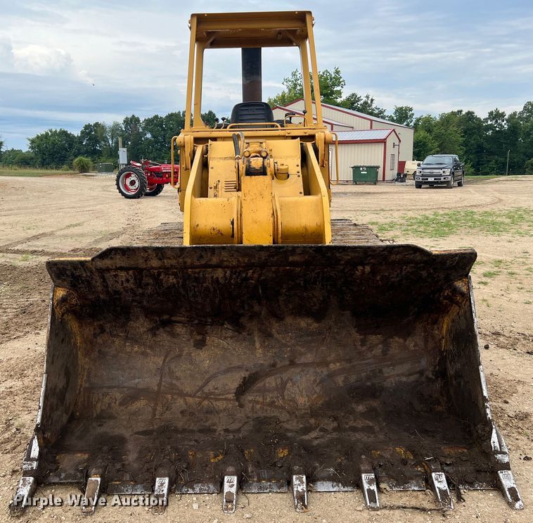 image for item JM9207 1981 Caterpillar 953 LGP  track loader