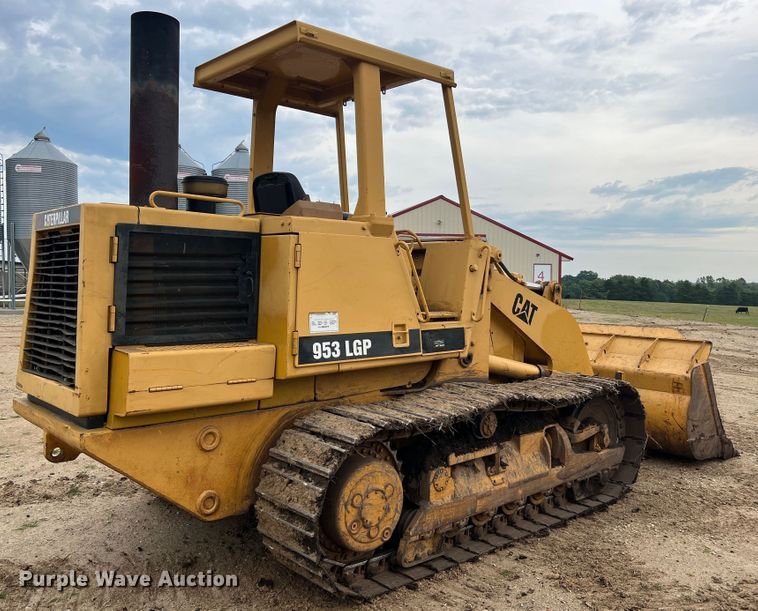 image for item JM9207 1981 Caterpillar 953 LGP  track loader